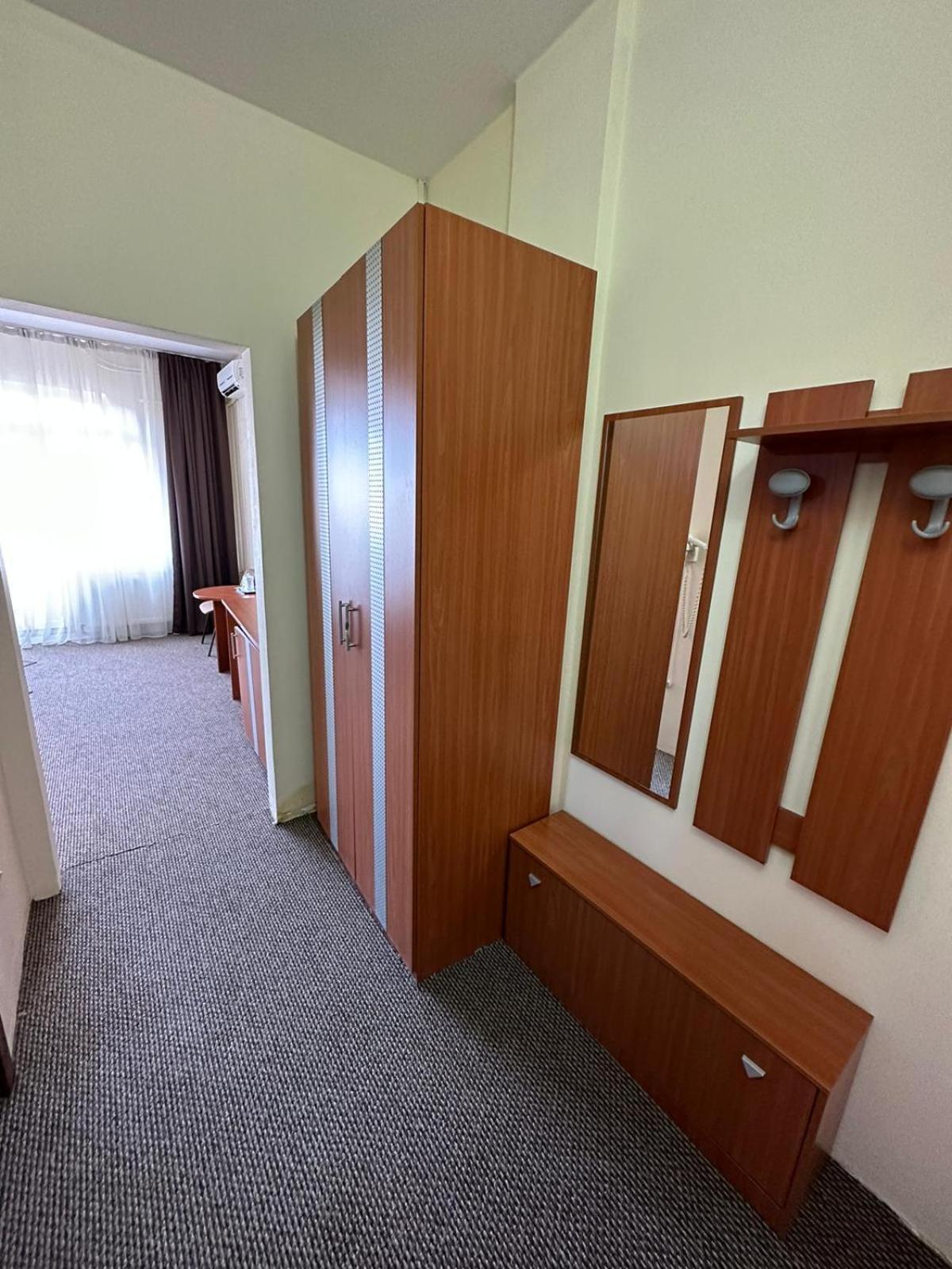 Hotel Diana Bistrita  Bagian luar foto