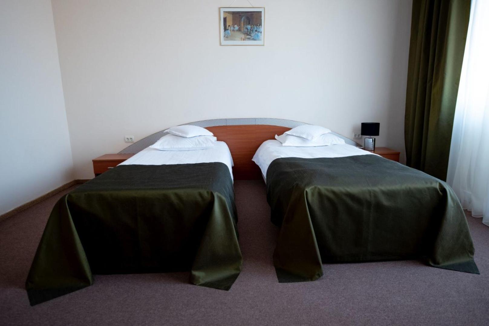 Hotel Diana Bistrita  Bagian luar foto