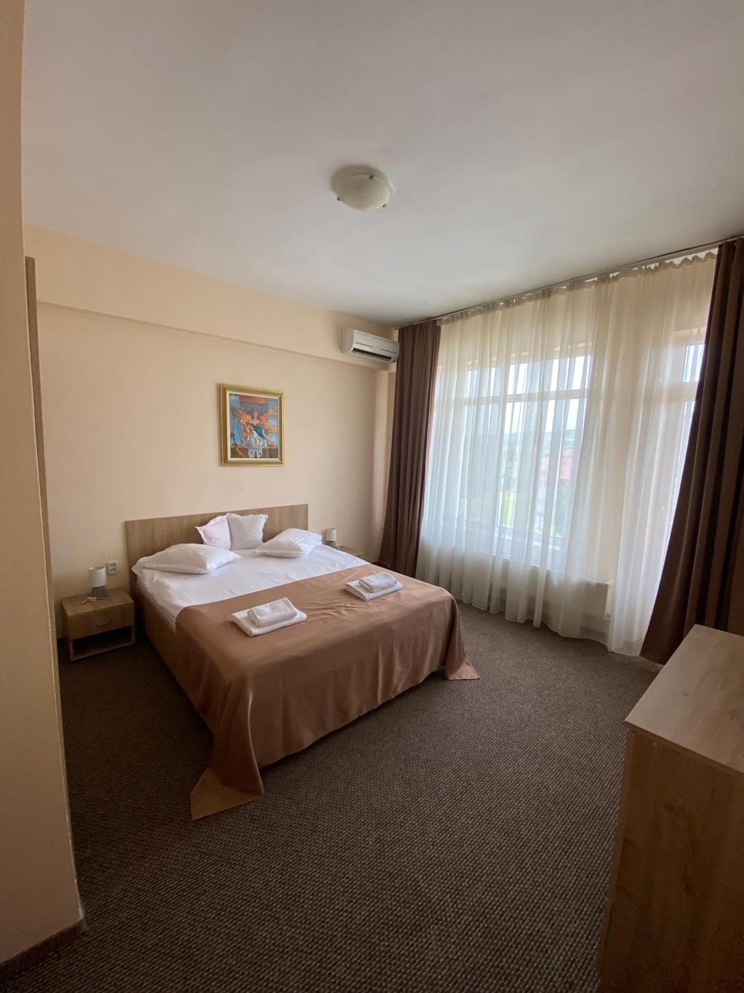 Hotel Diana Bistrita  Bagian luar foto