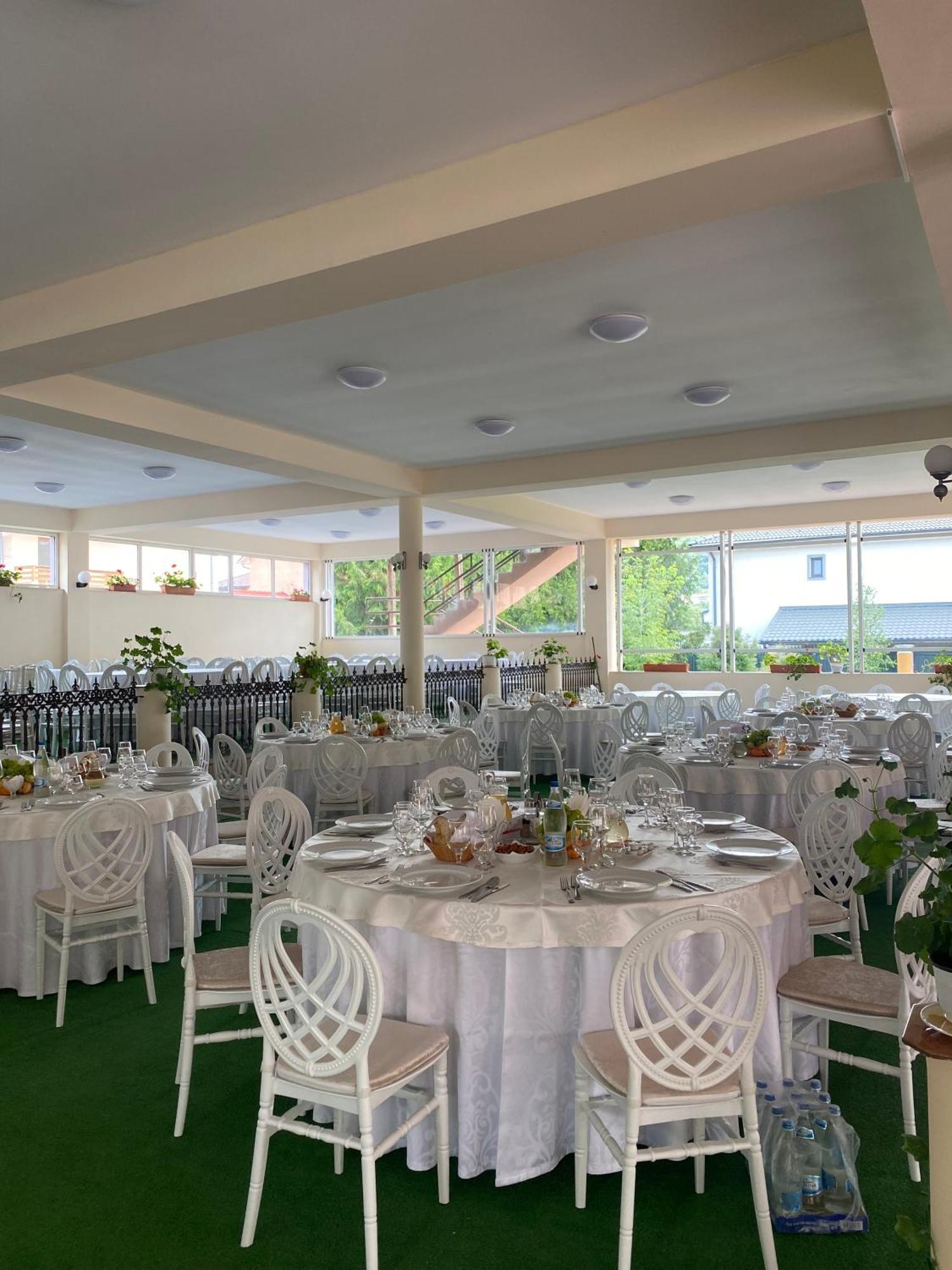 Hotel Diana Bistrita  Bagian luar foto