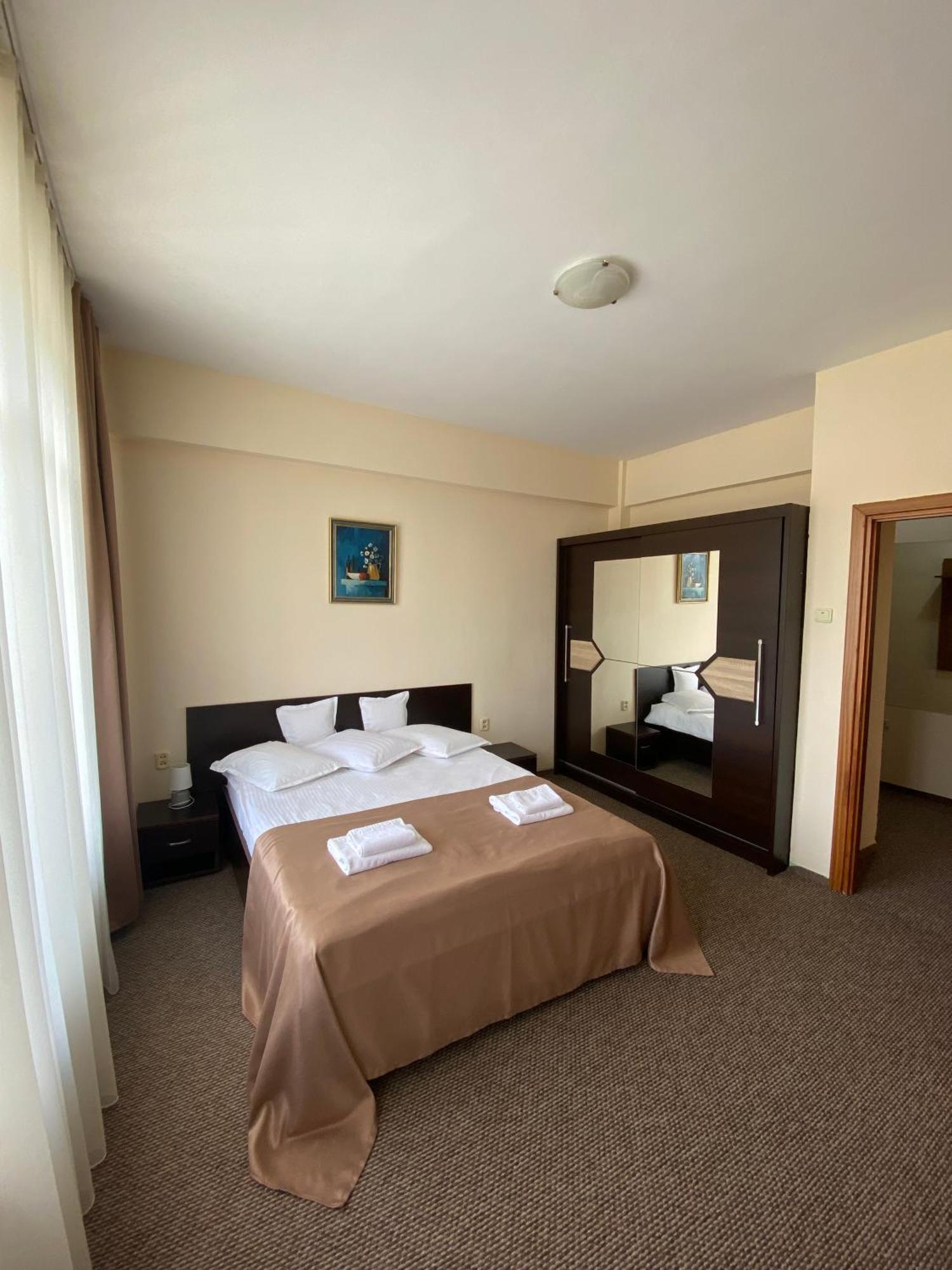 Hotel Diana Bistrita  Bagian luar foto