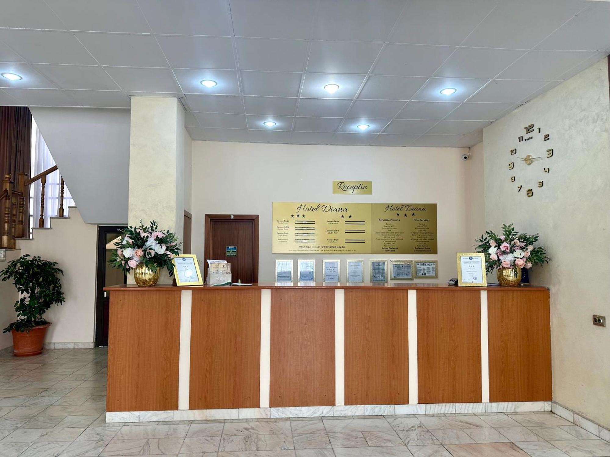 Hotel Diana Bistrita  Bagian luar foto