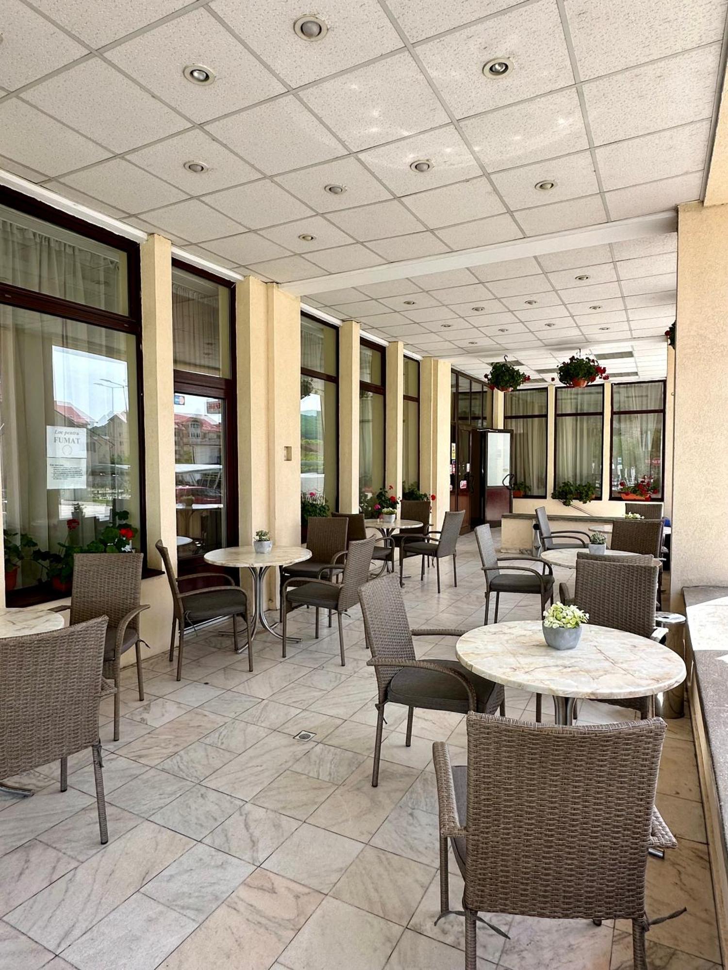 Hotel Diana Bistrita  Bagian luar foto