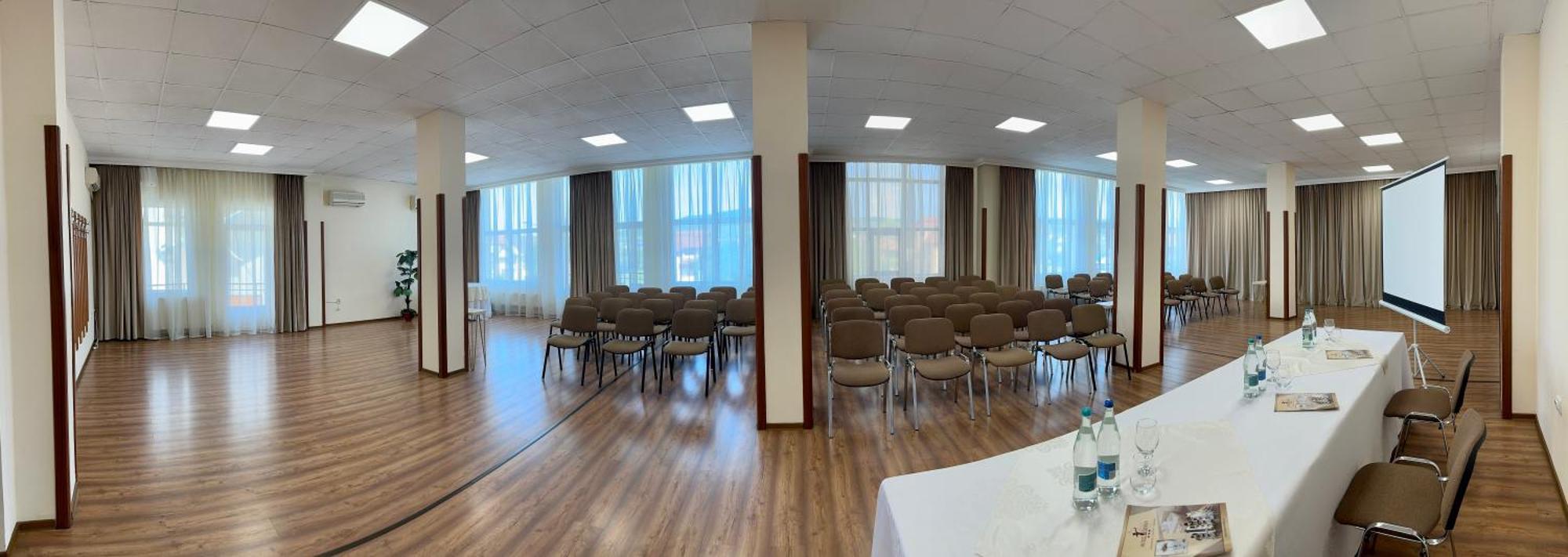 Hotel Diana Bistrita  Bagian luar foto