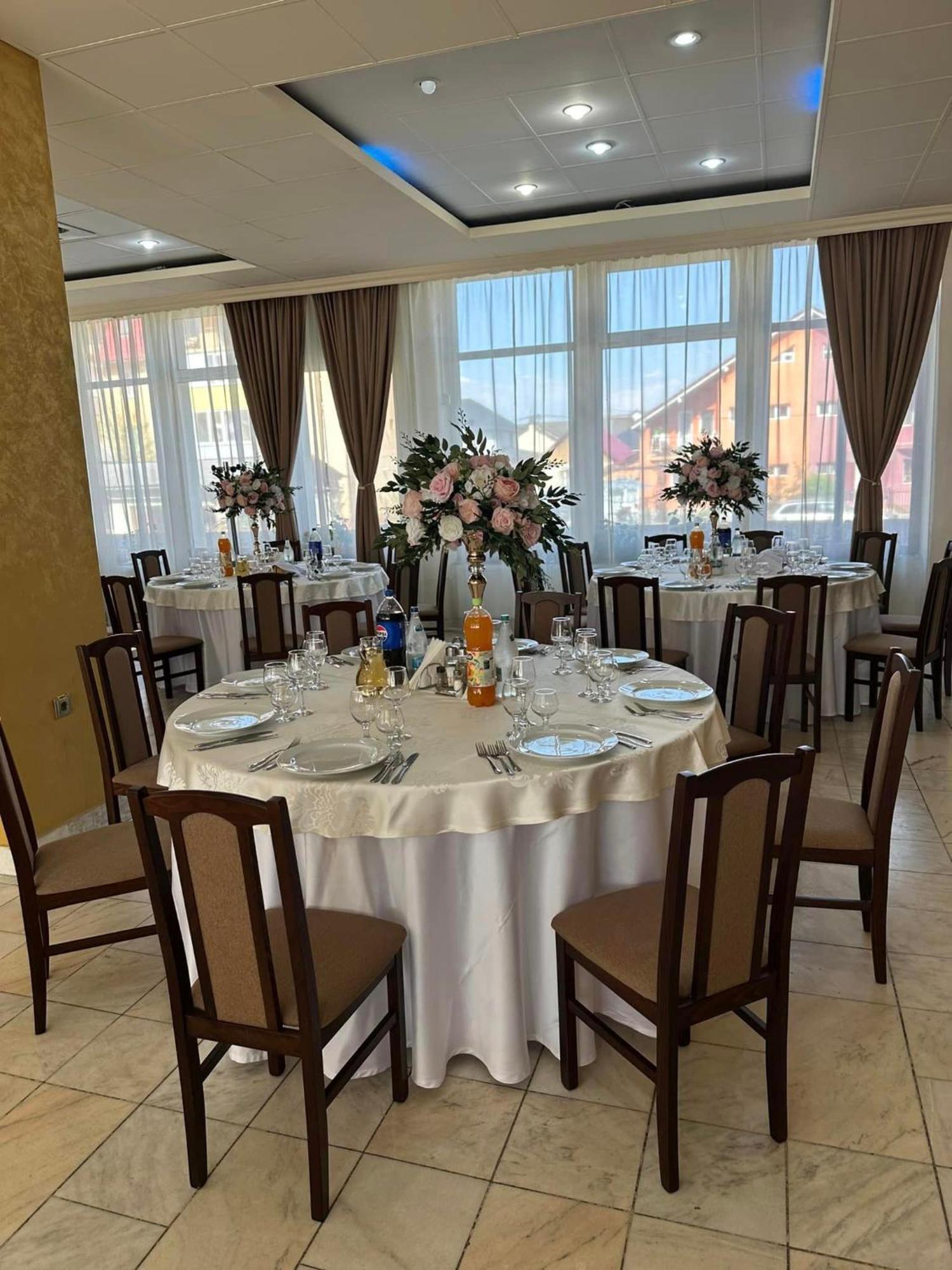 Hotel Diana Bistrita  Bagian luar foto